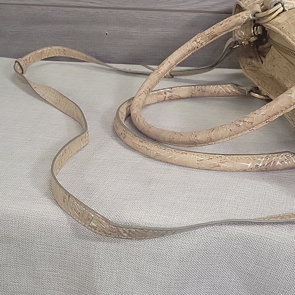 Rare Dagne Dover Signature in Gold Cork Tan Tote Handbag - Picture 6 of 16